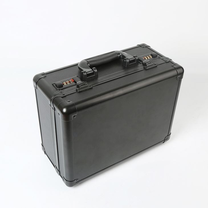 なぜアルミニウム機器箱にメンテナンスが必要なのですか？